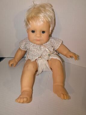 1986 Hasbro 18" Real Baby Judith Turner Doll Weighted Soft Body Blonde